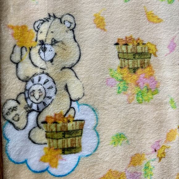 CARE BEARS XL TWIN HALLOWEEN FALL LEAVES THROW BLANKET 60x90 Yellow VTG Retro 🎃 - Picture 8 of 16